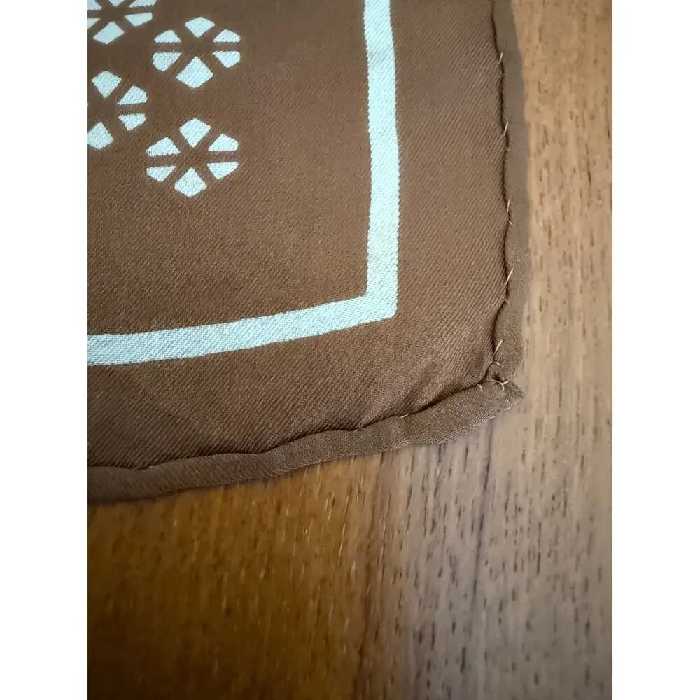 Unknown brown 100%